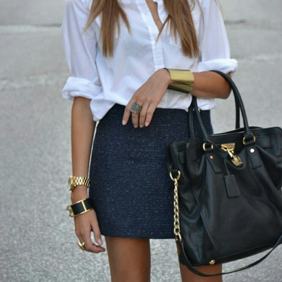 Michael Kors Handbags - Michael Kors Large Hamilton Tote